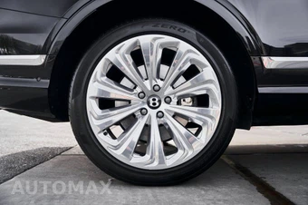 2023 Bentley Bentayga EWB Azure V8 - miniatura 20