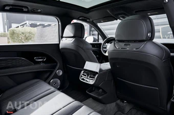 2023 Bentley Bentayga EWB Azure V8 - miniatura 39