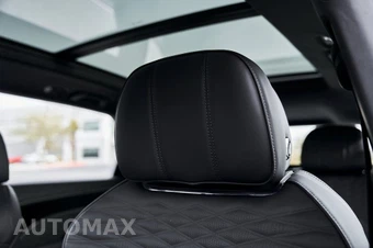 2023 Bentley Bentayga EWB Azure V8 - miniatura 46