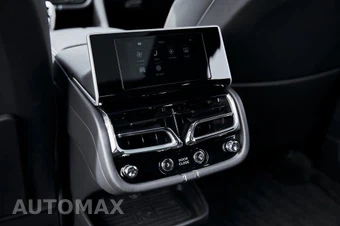 2023 Bentley Bentayga EWB Azure V8 - miniatura 54