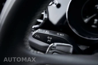 2023 Bentley Bentayga EWB Azure V8 - miniatura 61