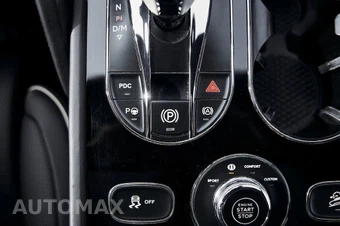 2023 Bentley Bentayga EWB Azure V8 - miniatura 71