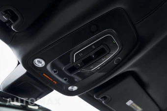2023 Bentley Bentayga EWB Azure V8 - miniatura 86