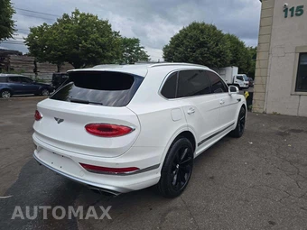 2023 Bentley Bentayga EWB V8 - miniatura 3