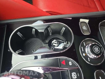 2023 Bentley Bentayga EWB V8 - miniatura 8