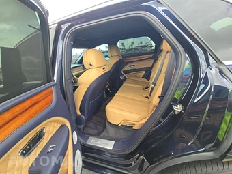 2023 Bentley Bentayga Speed W12 - miniatura 19