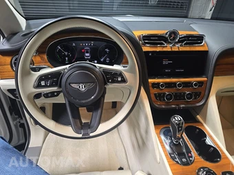 2023 Bentley Bentayga V6 Hybrid - miniatura 11