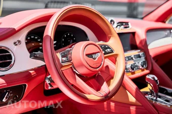 2023 Bentley Bentayga V8 - miniatura 35