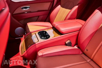 2023 Bentley Bentayga V8 - miniatura 49