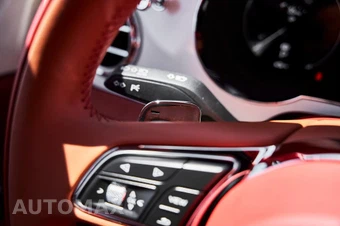 2023 Bentley Bentayga V8 - miniatura 60