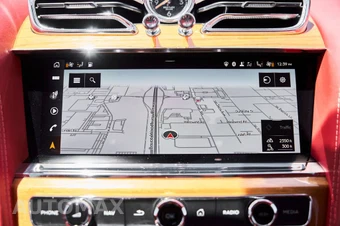 2023 Bentley Bentayga V8 - miniatura 79