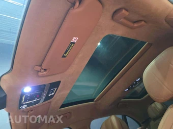 2023 Bentley Flying Spur S V8 - miniatura 8