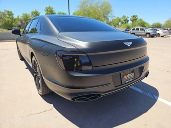 2023 Bentley Flying Spur V6 Hybrid - miniatura 2