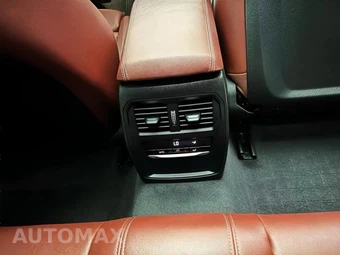 2023 BMW 2 Series Coupe 230i xDrive - miniatura 23