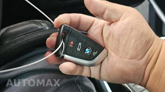 2023 BMW 3 Series Sedan 330e - miniatura 19