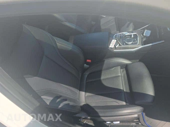 2023 BMW 3 Series Sedan 330e xDrive - miniatura 15