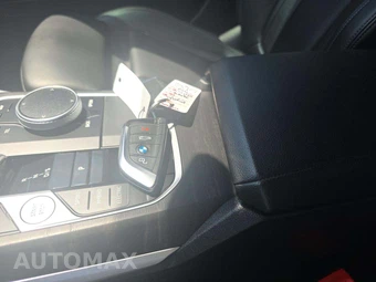 2023 BMW 3 Series Sedan 330e xDrive - miniatura 5
