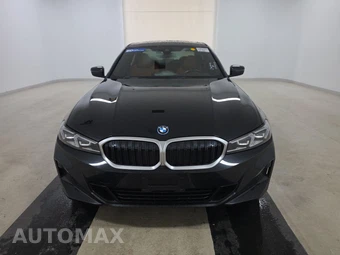 2023 BMW 3 Series Sedan 330e xDrive - miniatura 2