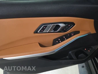 2023 BMW 3 Series Sedan 330e xDrive - miniatura 9