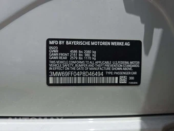 2023 BMW 3 Series Sedan 330i - miniatura 2