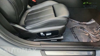 2023 BMW 3 Series Sedan 330i - miniatura 23