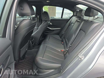 2023 BMW 3 Series Sedan 330i xDrive - miniatura 13