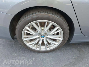 2023 BMW 3 Series Sedan 330i xDrive - miniatura 22