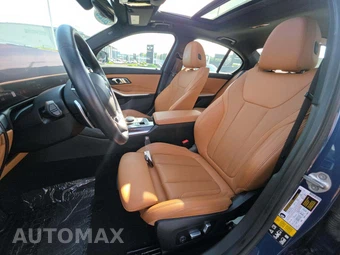 2023 BMW 3 Series Sedan 330i xDrive - miniatura 3