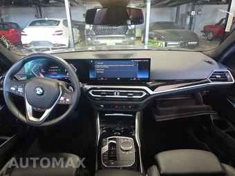 2023 BMW 3 Series Sedan 330i xDrive - miniatura 11
