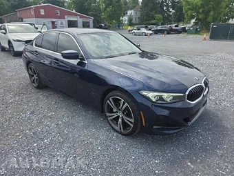 2023 BMW 3 Series Sedan 330i xDrive - miniatura 3