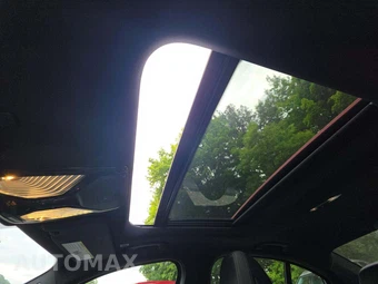 2023 BMW 3 Series Sedan 330i xDrive - miniatura 11