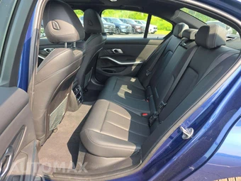 2023 BMW 3 Series Sedan 330i xDrive - miniatura 10
