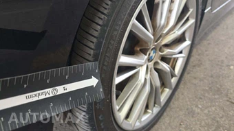 2023 BMW 3 Series Sedan 330i xDrive - miniatura 22