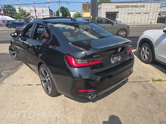 2023 BMW 3 Series Sedan 330i xDrive - miniatura 2