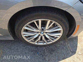 2023 BMW 3 Series Sedan 330i xDrive - miniatura 25