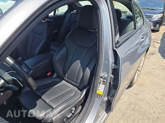 2023 BMW 3 Series Sedan 330i xDrive - miniatura 6