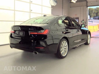 2023 BMW 3 Series Sedan 330i xDrive - miniatura 4