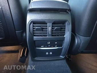 2023 BMW 3 Series Sedan 330i xDrive M SPORT LINE - miniatura 26