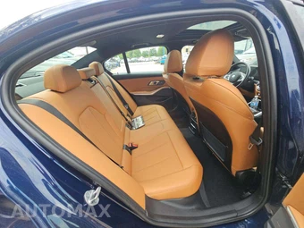 2023 BMW 3 Series Sedan 330i xDrive M SPORT LINE - miniatura 16