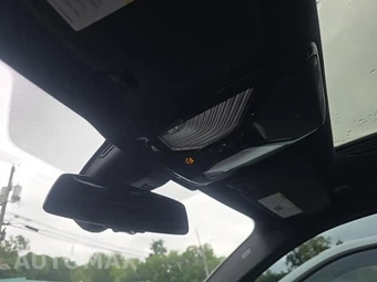 2023 BMW 3 Series Sedan 330i xDrive M SPORT LINE - miniatura 28