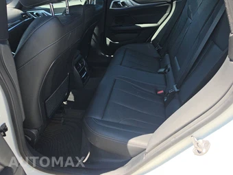 2023 BMW 4 Series Gran Coupe 430i xDrive Sedan - miniatura 13