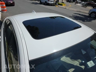2023 BMW 5 Series Sedan 530e - miniatura 12