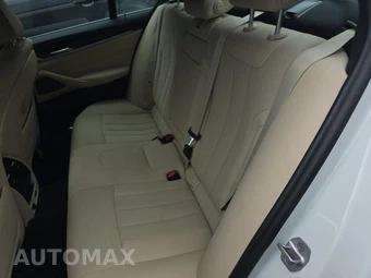 2023 BMW 5 Series Sedan 530e xDrive - miniatura 16