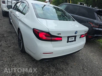 2023 BMW 5 Series Sedan 530e xDrive - miniatura 6
