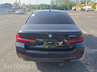 2023 BMW 5 Series Sedan 530i M SPORT LINE - miniatura 5