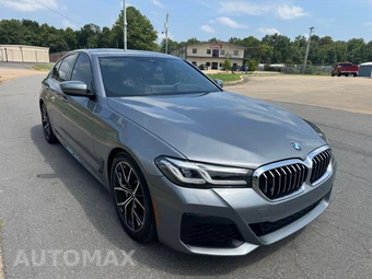 2023 BMW 5 Series Sedan 530i M SPORT LINE - miniatura 2
