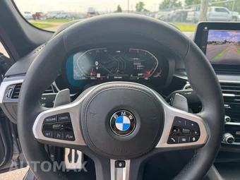 2023 BMW 5 Series Sedan 530i M SPORT LINE - miniatura 23