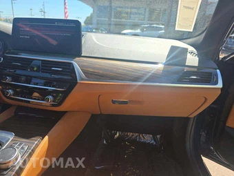 2023 BMW 5 Series Sedan 530i M SPORT LINE - miniatura 19