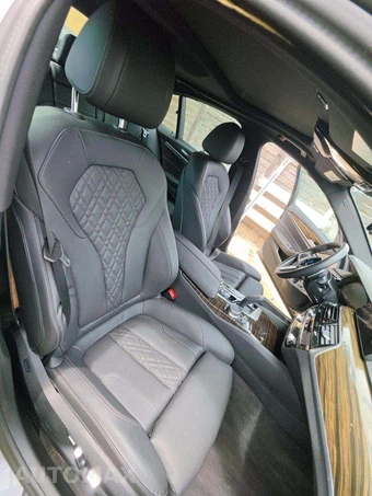 2023 BMW 5 Series Sedan 530i M SPORT LINE - miniatura 18
