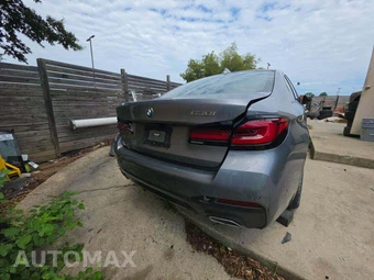 2023 BMW 5 Series Sedan 530i M SPORT LINE - miniatura 3